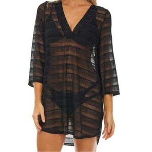 Jordan Taylor V-Neck Placket Bell Sleeve Tunic - Arrow Chevron